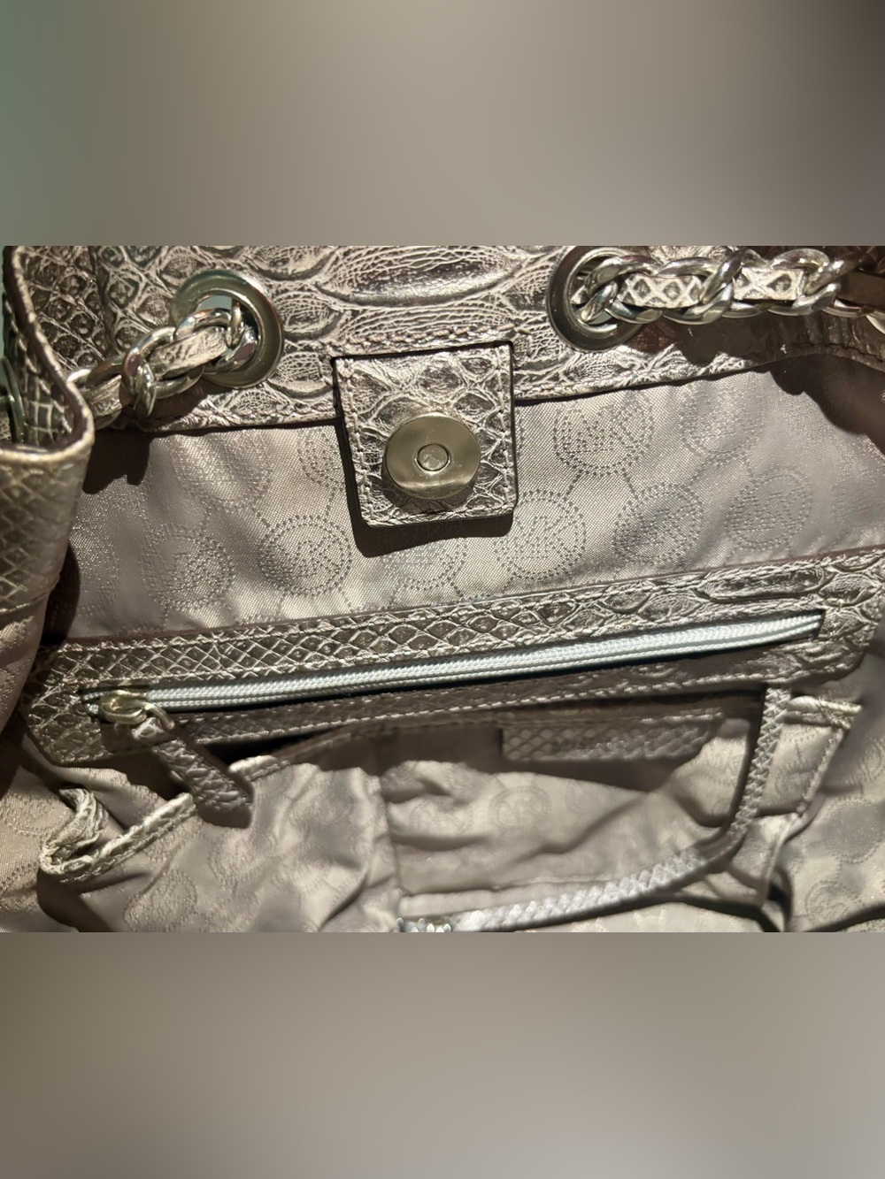 Michael Kors Metallic Silver Python Embossed Bucket Bag - Picture 3 of 6